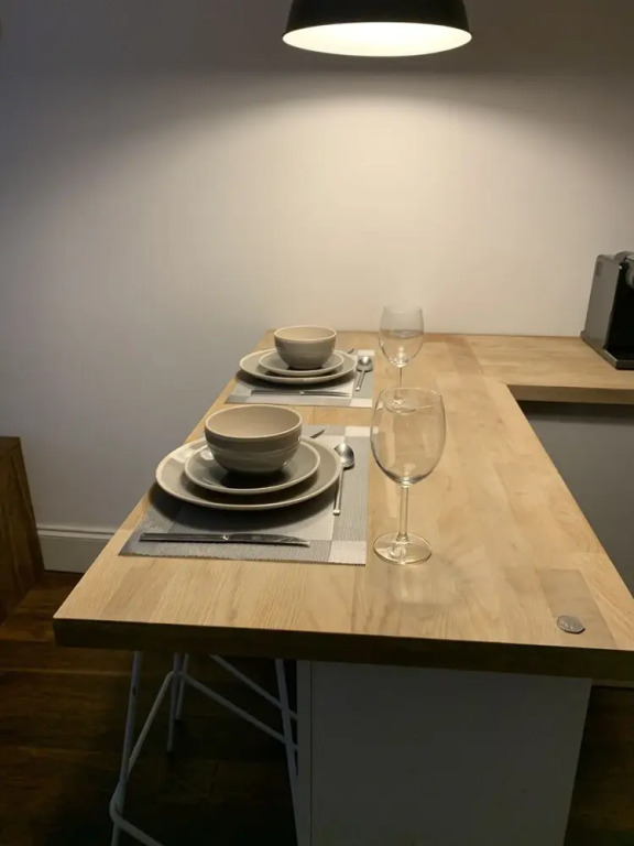 Immaculate 1-bed Apartment in Glasgow Denniston