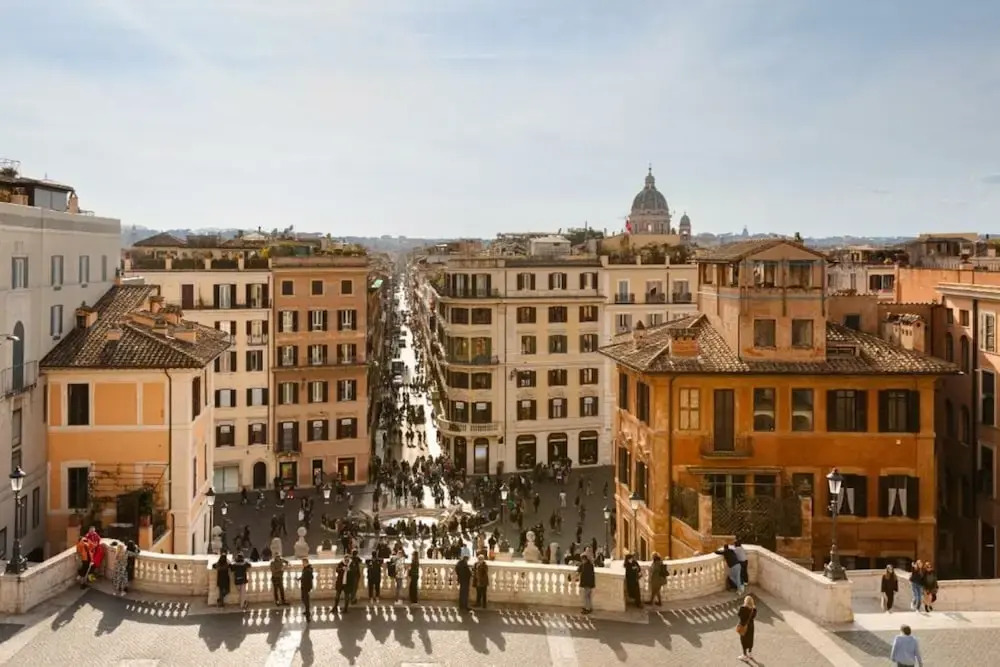 The Couper Piazza di Spagna