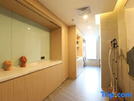 Orange Hotel (Beijing Gaomidian South Metro Station)