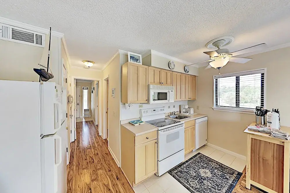 A201hhbt 1 Bedroom Condo