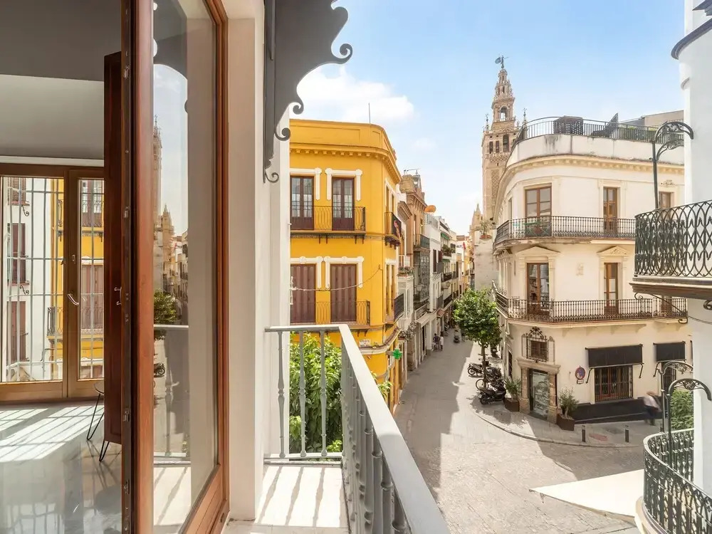 Numa Seville Molina