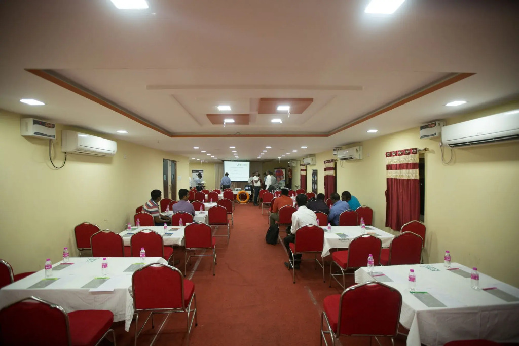 FabHotel Prime Mahalaya Residency