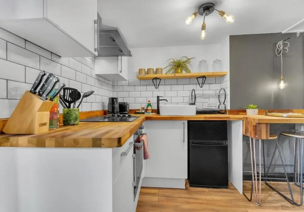 Olive Apartment One | By My Getaways