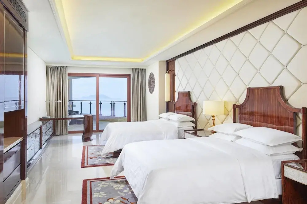 Sheraton Sanya Bay Resort