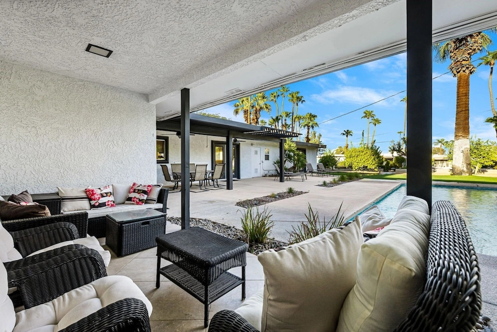 Relaxing Retreat in South Palm Desert