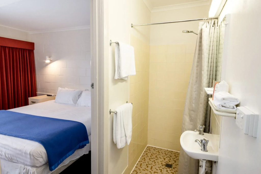Edgewater Hotel