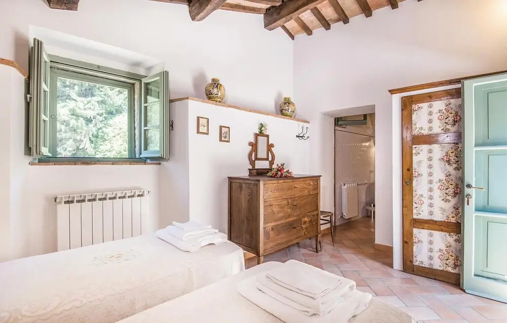 Awesome Home in Sarteano -si- With Wifi and 6 Bedrooms