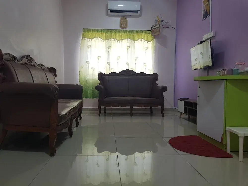 OYO 90250 Sutera Wangi 3bhk Apartment