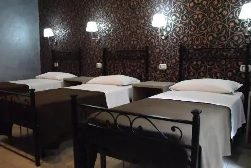 Rome Orange Inn