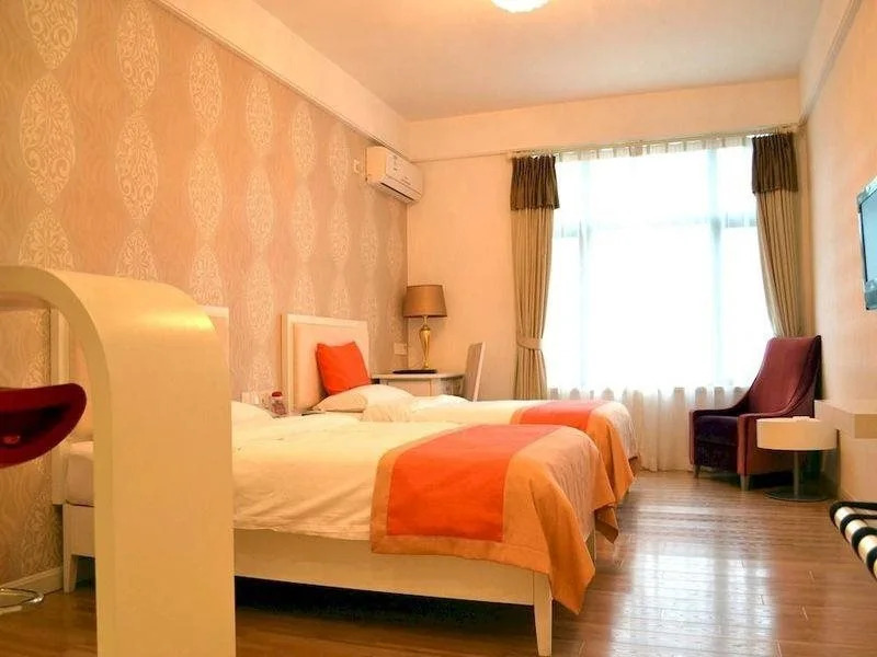 Guangzhou Pleasant Grasse Hotel