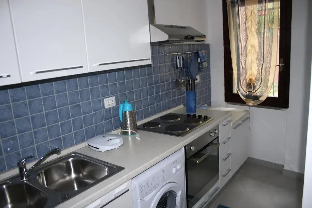 Blue House, 300m to beach SouthSardiniaHolidays