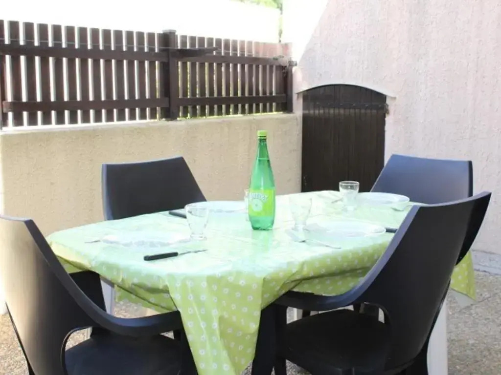 Appartement Gruissan, 2 pièces, 6 personnes - FR-1-229-777