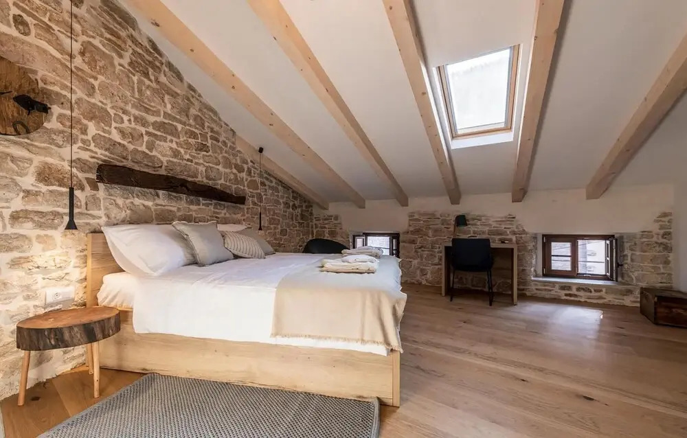 Luxurious Home In Bale With Wifi