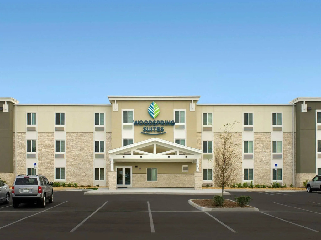 Extended Stay America Select Suites - Orlando - Airport