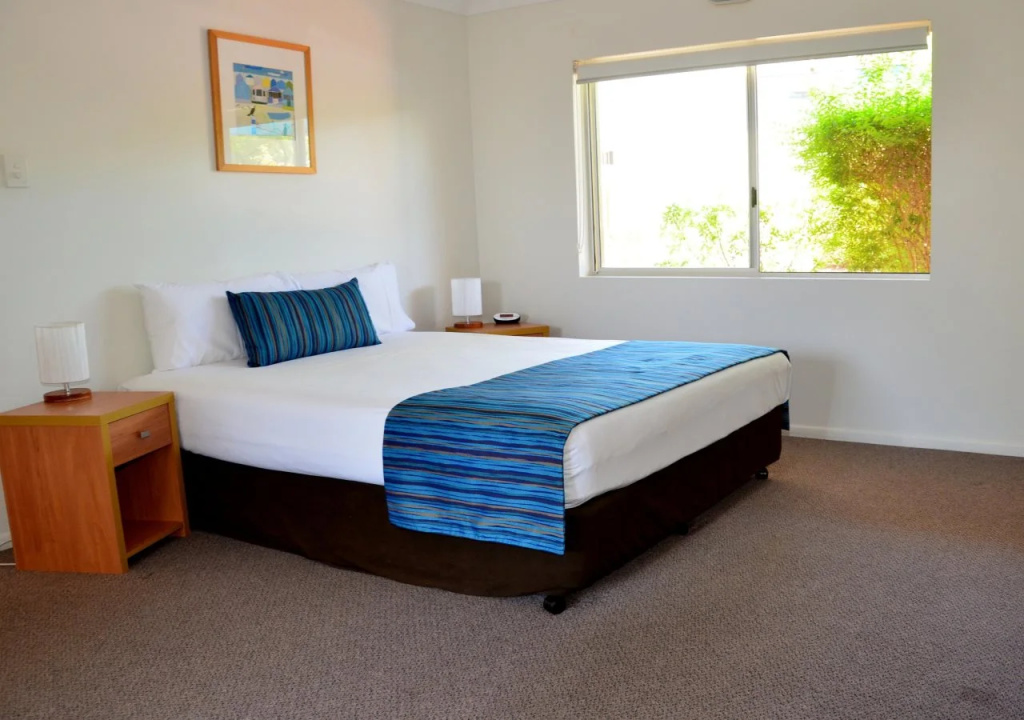 Arlia Sands Apartments
