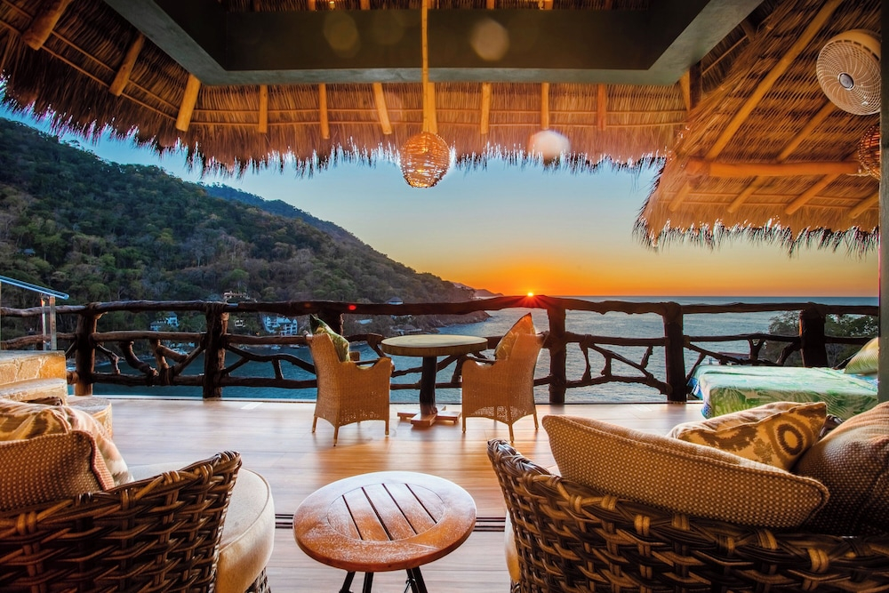 Villa Polinesia Wellness Resort