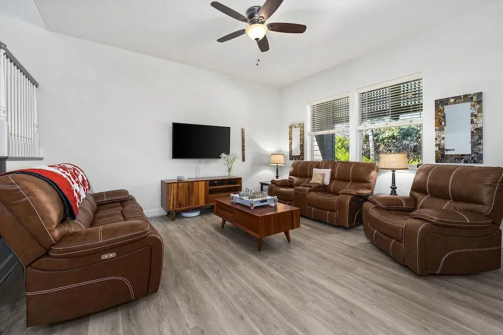 Kulalani 2003 2 Bedroom Townhouse by RedAwning
