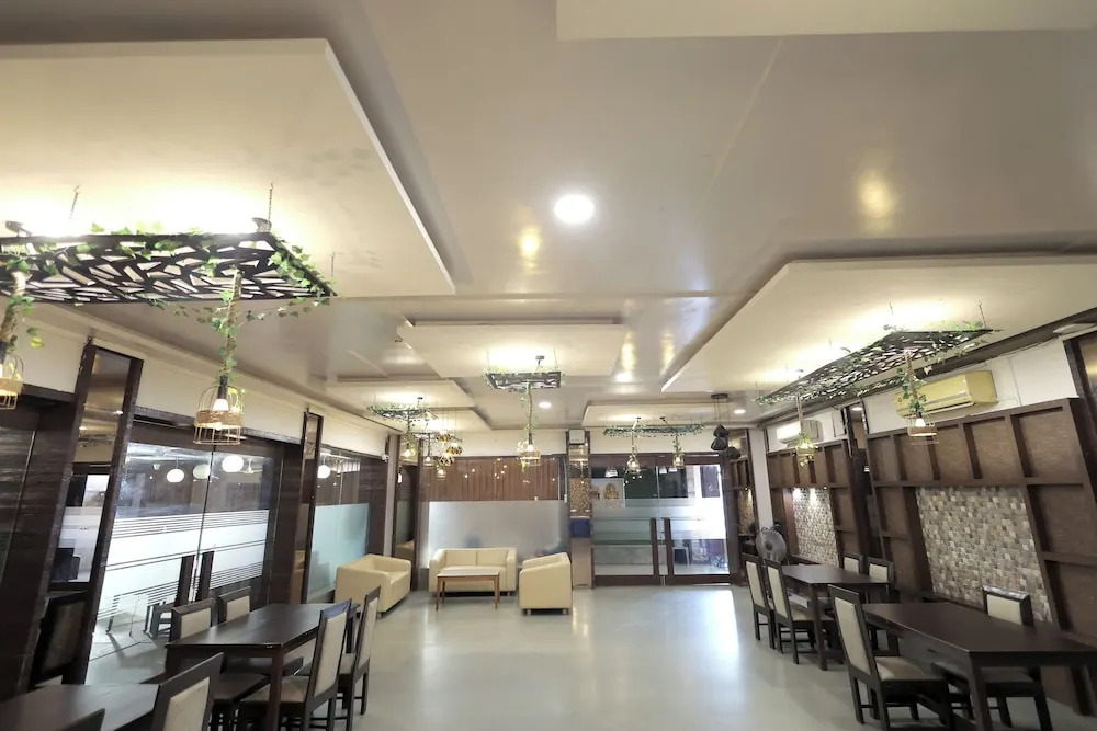 Hotel Shagun, Piplod City Centre Surat