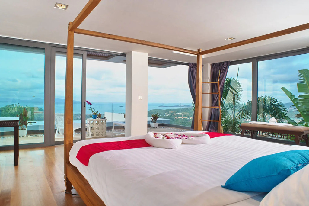 Luxury Villa Crystal Blue