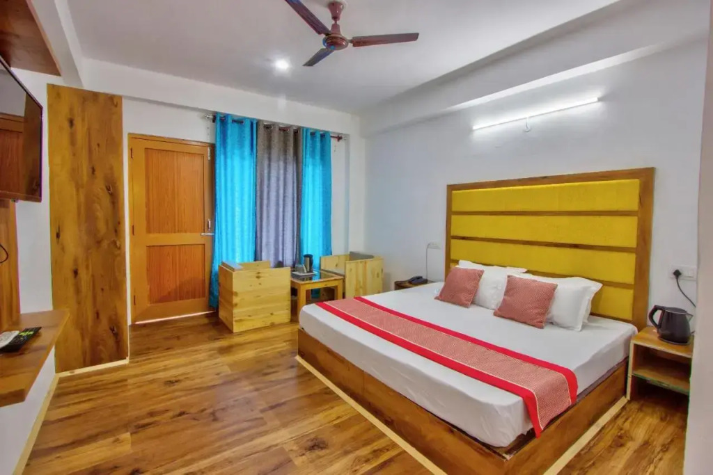 Hotel beas river retreat