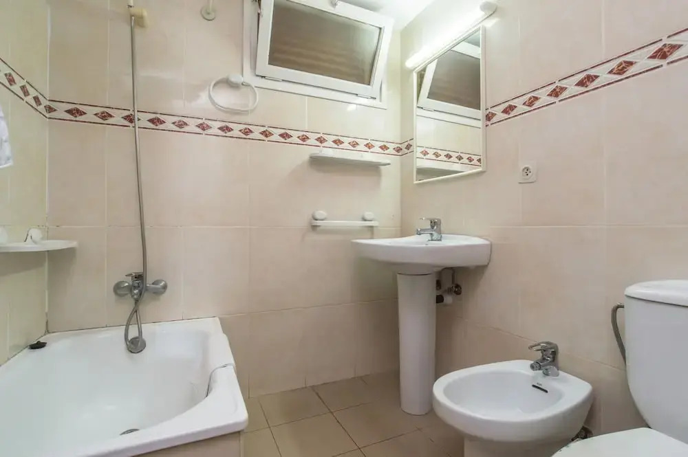 Y-4 Calella DE Palafrugell 3 PAX