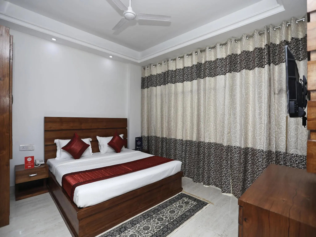 Super Hotel O Gurgaon Old Town
