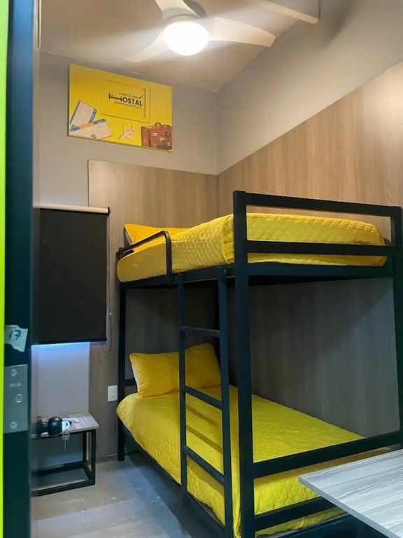 CHECK INN HOSTAL AEROPUERTO GDL