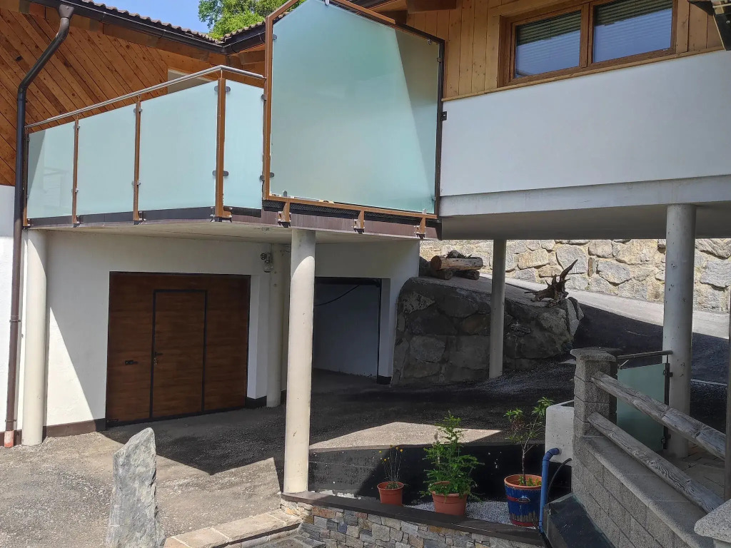 Cozy apartment in Hollersbach in Pinzgau with
