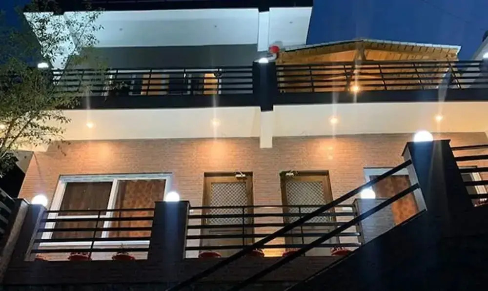 Fabhotel Bird Side