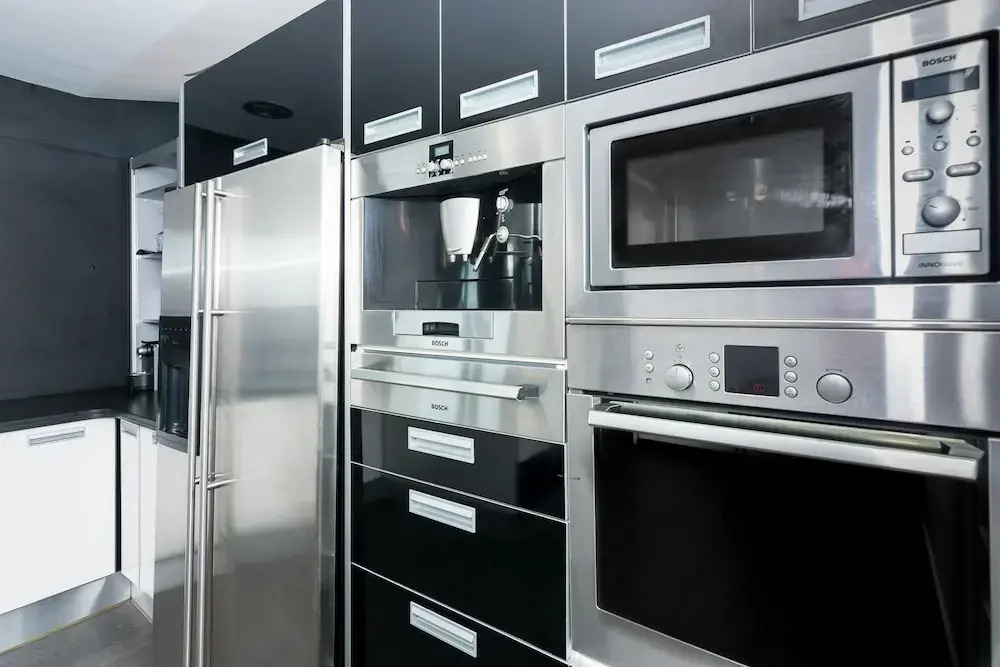 HomeHolidaysRentals Adonis