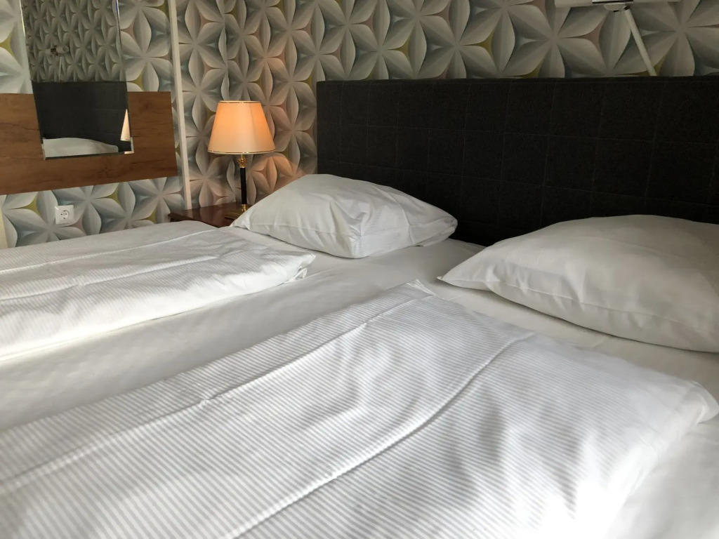 Hotel Moji