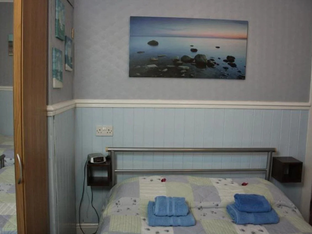Devon View Guesthouse Swansea