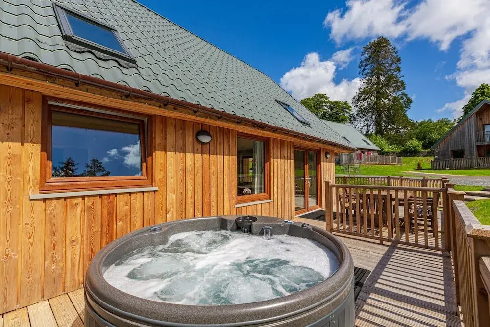 Lord Galloway 38 with Hot Tub