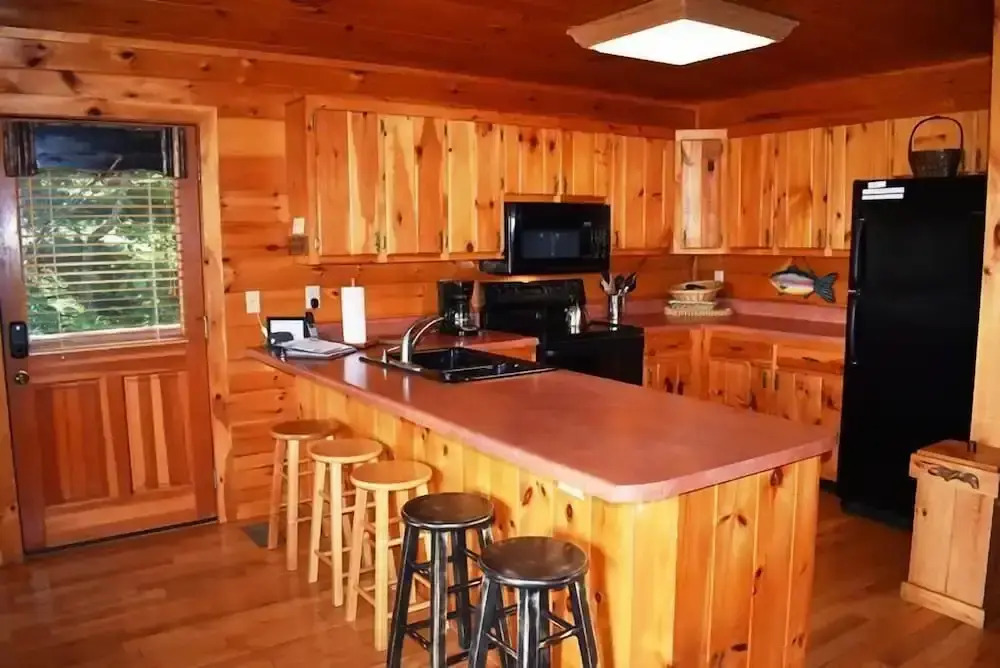Whitetail Lodge