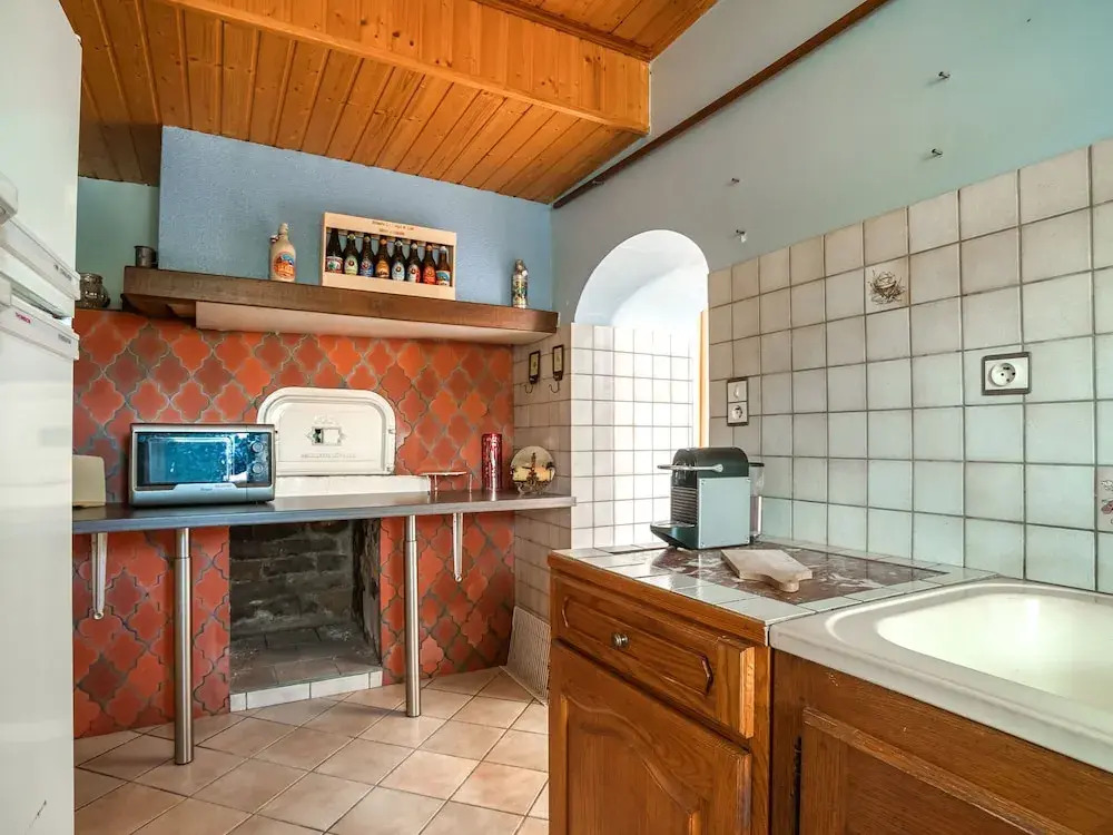 Two Unicorn Cottage