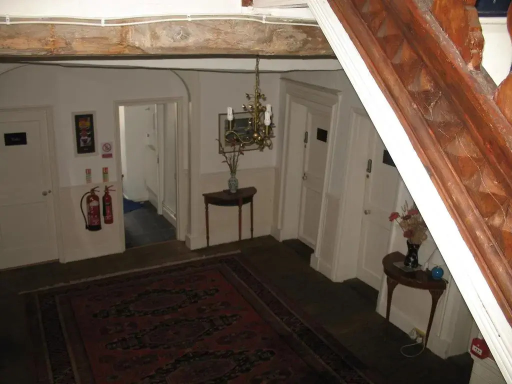 Rothmans B&B