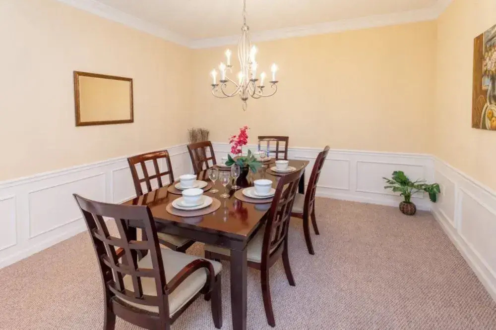 4804 Cayview Ave 306 3 Br condo by RedAwning