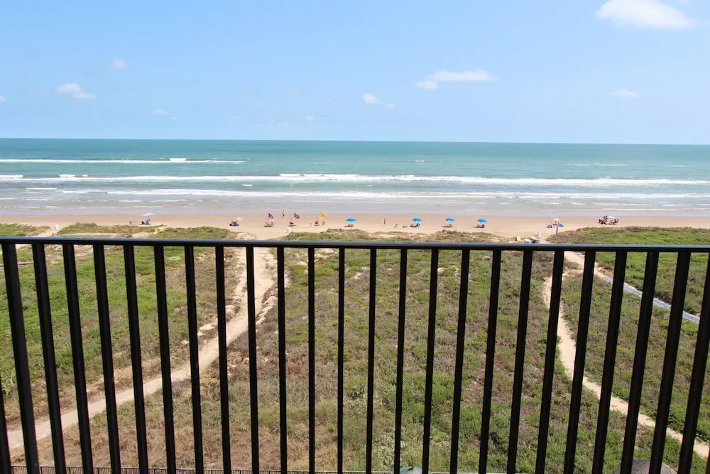 Seabreeze 1 Condominiums