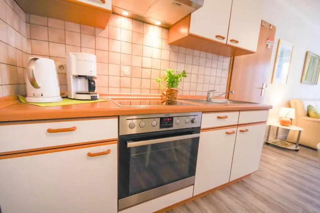 Haus-Nige-Ooge-2