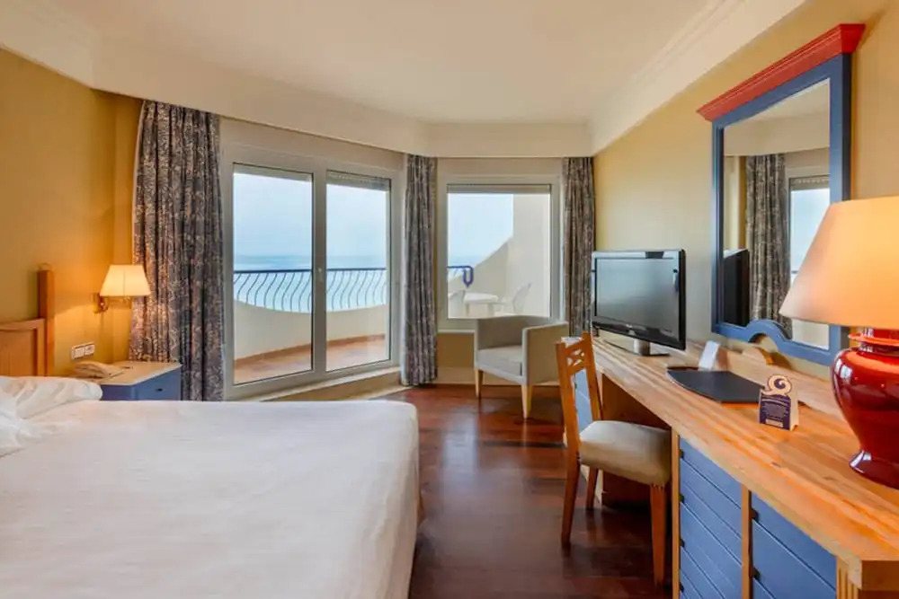Hotel Playa Victoria