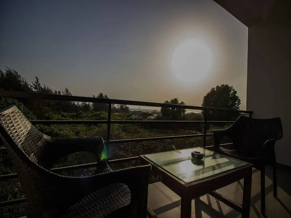 OYO 14305 Home Sea View Studio Morjim Beach