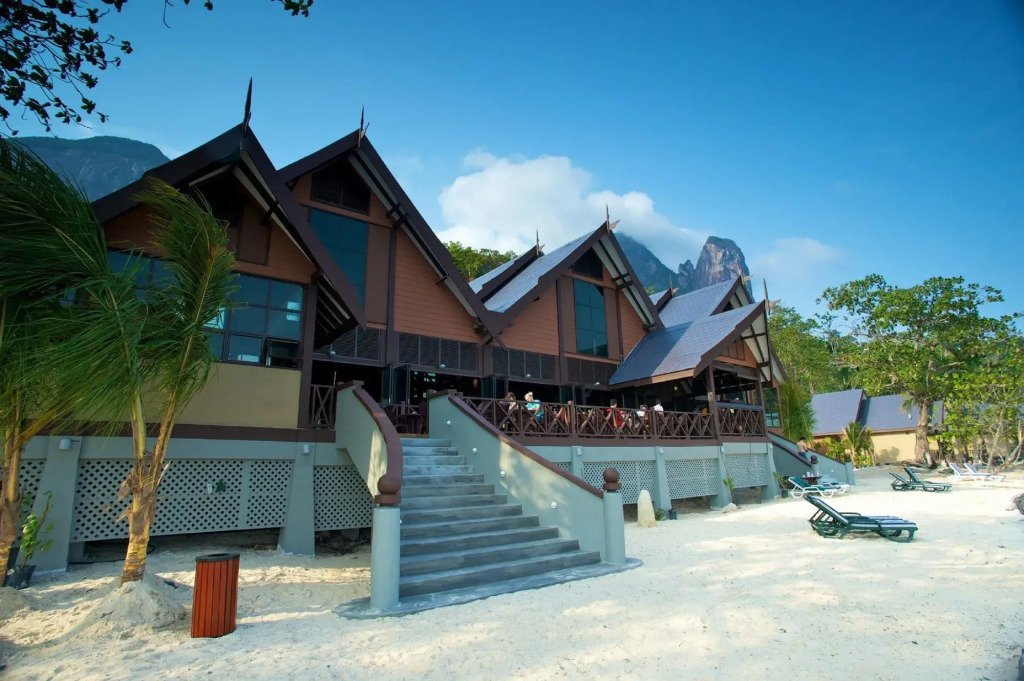 Tunamaya Beach & Spa Resort Tioman Island