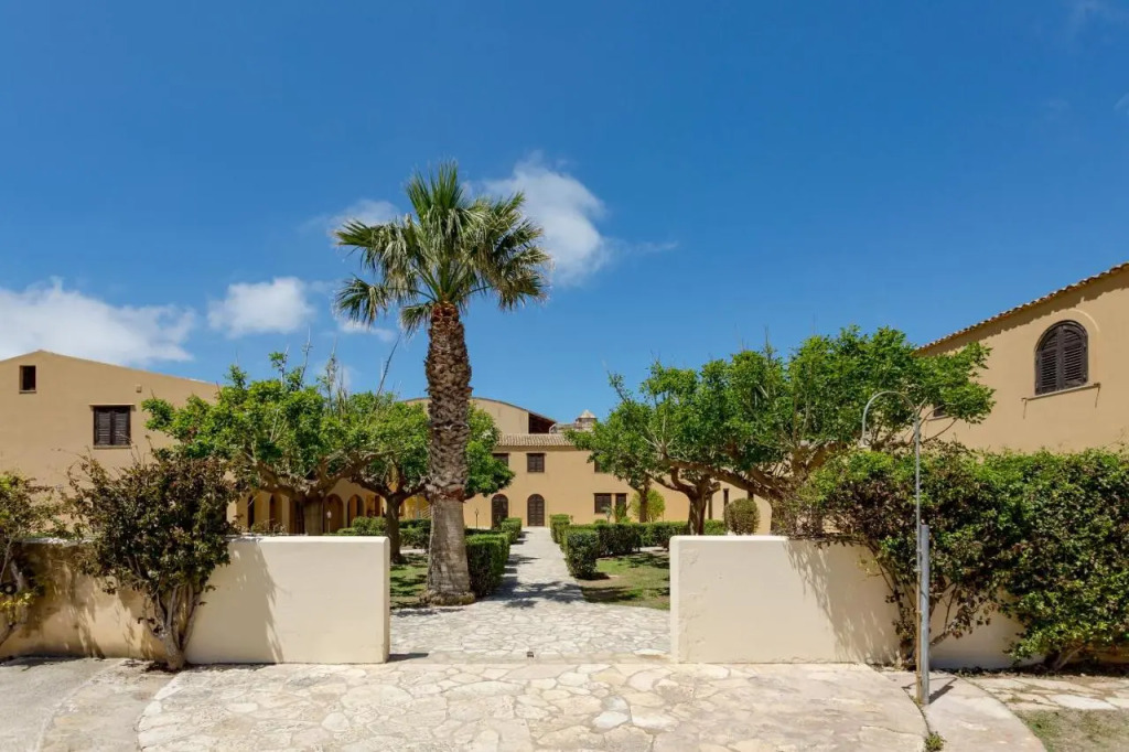 Phi Hotel La Tonnara di Bonagia