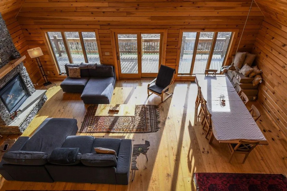 Valley Lodge