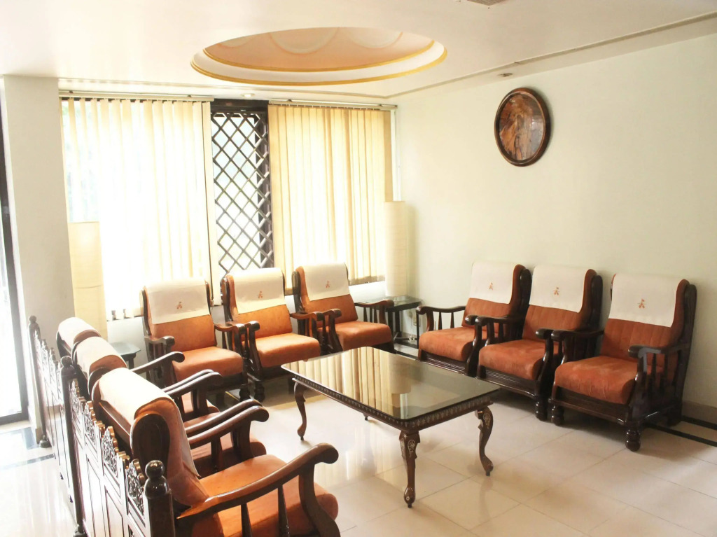 Royal Inn