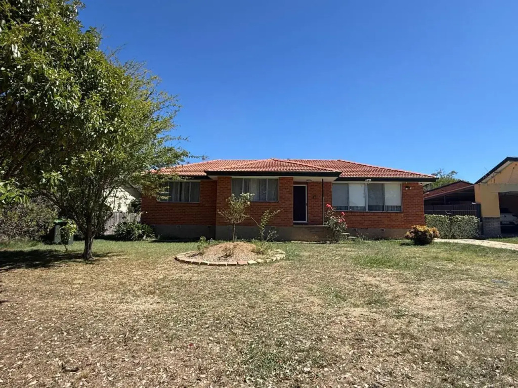 Scullin 3BR House, Free WiFi, Netflix, Parking