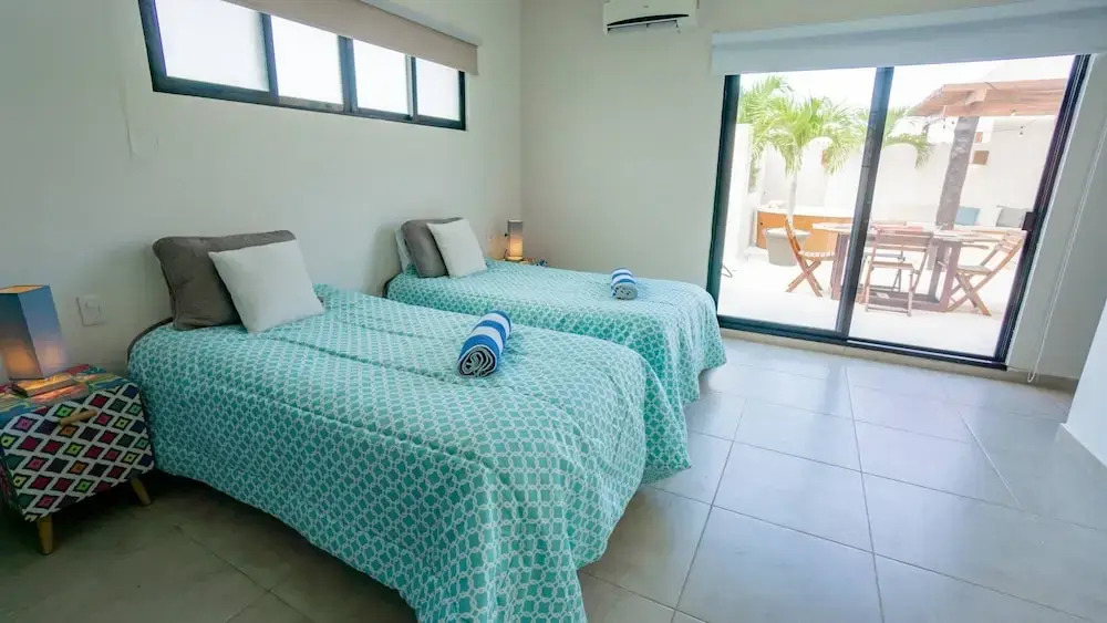 Private Roof, Pool+ Exclusive Offers /rstprca-301d