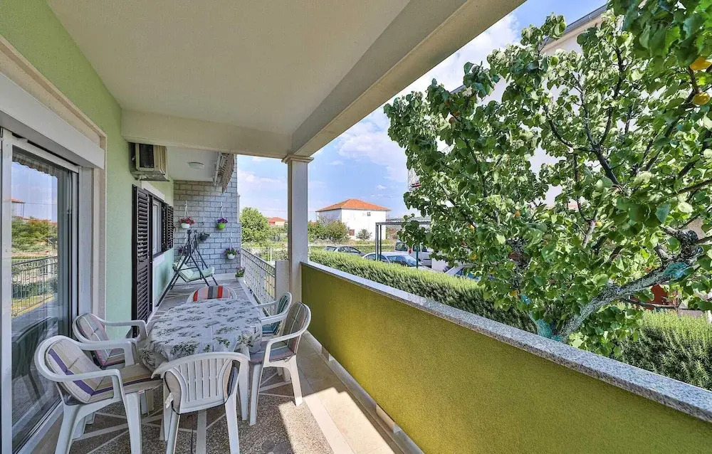 Awesome Apartment in Trogir With 2 Bedrooms and Wifi