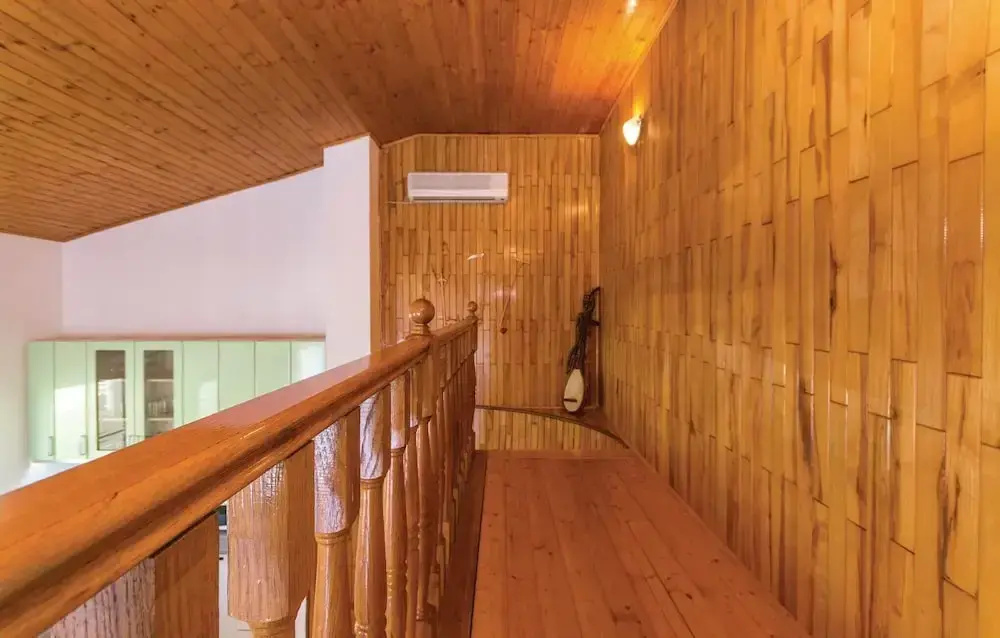 Beautiful Home in Nadin With Wifi and 3 Bedrooms