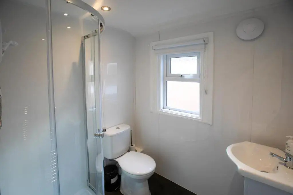 Modern Contractor House & Garden & Free Parking